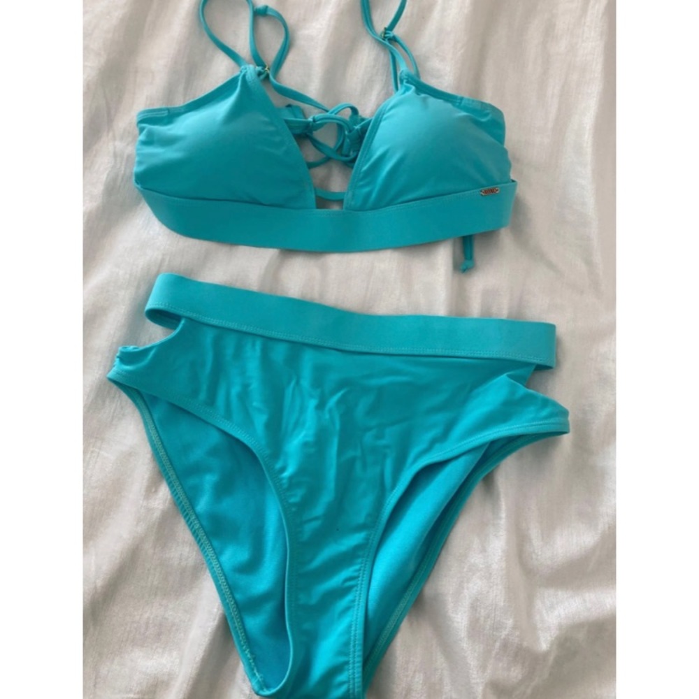 Women’s bikini